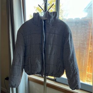 Hounds tooth puffer jacket Sz. L